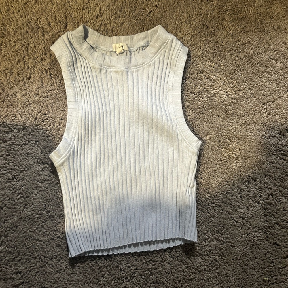 Sleeveless Ribbed Knit Top - Gray